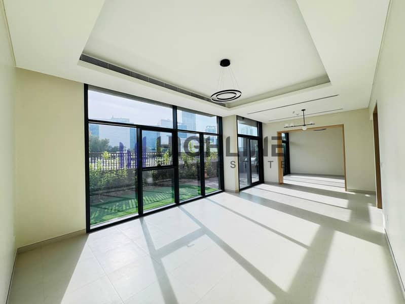 LUXURY| MODERN KITCHEN| LARGE GARDEN| VACANT SOON LUXURY| MODERN KITCHEN| LARGE GARDEN| VACANT SOON