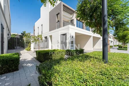 4 Bedroom Villa for Rent in Tilal Al Ghaf, Dubai - Spacious and Modern Villa | Close to Amenities