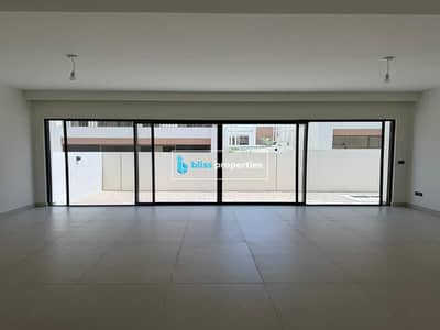 5 Bedroom Villa for Rent in DAMAC Lagoons, Dubai - WhatsApp Image 2026-06-09 at 7.28. 39 PM. jpeg 5 Bedroom Villa for Rent in DAMAC Lagoons, Dubai - WhatsApp Image 2026-06-09 at 7.28. 39 PM. jpeg