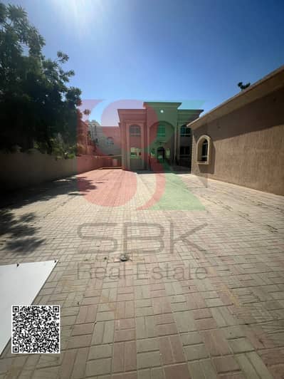 Building in Affitto a Al Hamidiyah, Ajman - cc9fde12-dfc9-48b3-912a-ade82498f370. jpg