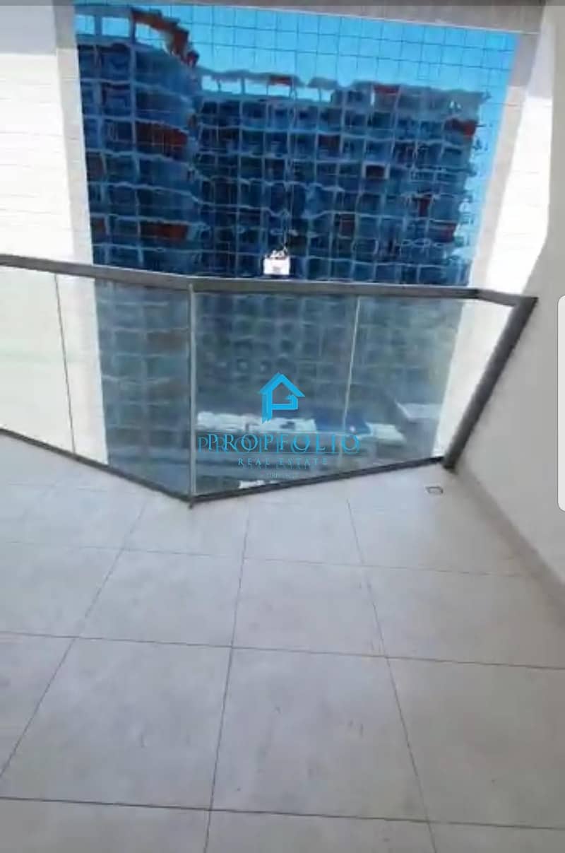 4 06 balcony. jpg