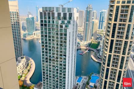 1 Bedroom Apartment for Sale in Jumeirah Beach Residence (JBR), Dubai - Open Kitchen | Sea And Marina View | High Floor 1 Bedroom Apartment for Sale in Jumeirah Beach Residence (JBR), Dubai - Open Kitchen | Sea And Marina View | High Floor