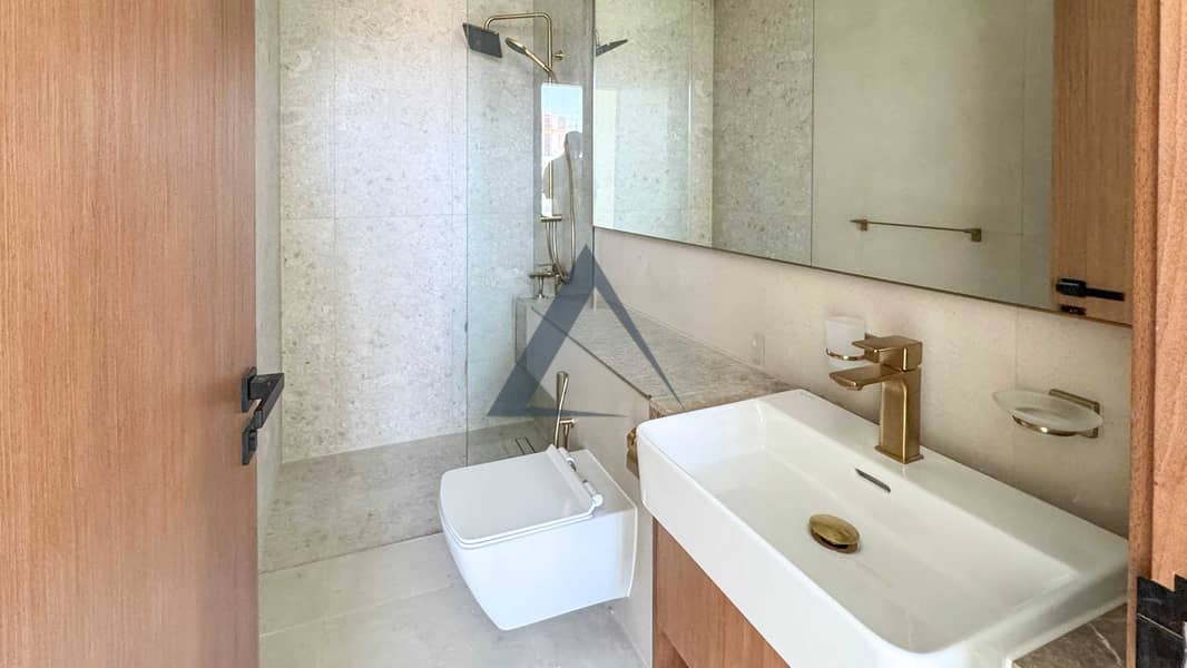 11 AZCO REAL ESTATE-8. jpg
