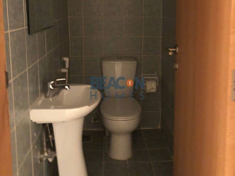 9 8. jpg