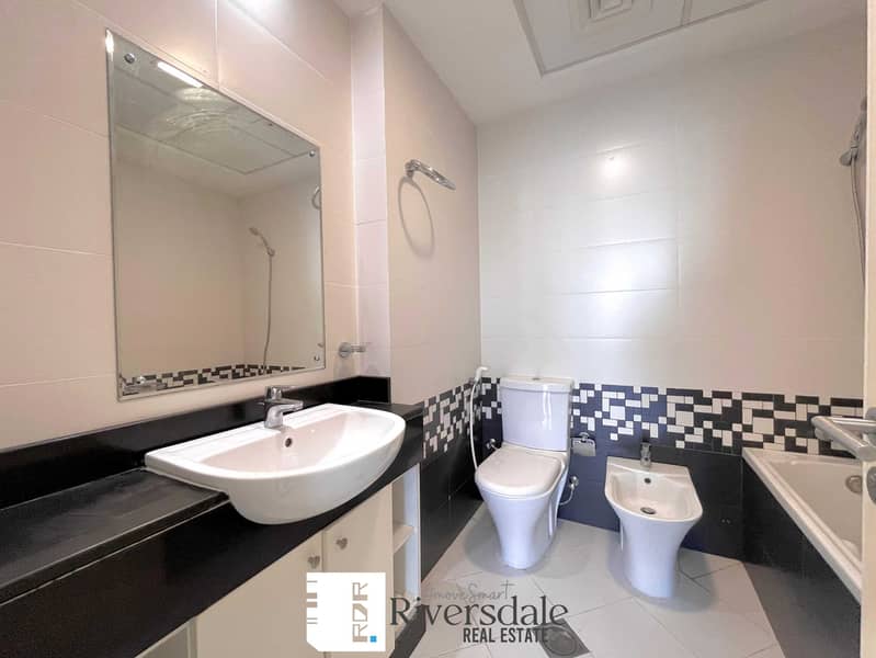 15 5523bcff-4ae4-48e3-9eba-d887f302573c. jpg
