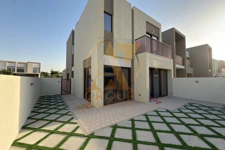 4 Schlafzimmer Townhouse zum zur Miete in Dubailand, Dubai - Reihenhaus in Dubailand,Villanova,La Violeta,La Violeta 1, 4 schlafzimmer, 180000 AED - 15531757 4 Schlafzimmer Townhouse zum zur Miete in Dubailand, Dubai - Reihenhaus in Dubailand,Villanova,La Violeta,La Violeta 1, 4 schlafzimmer, 180000 AED - 15531757