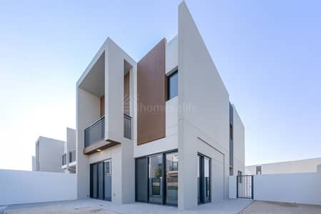 4 Schlafzimmer Villa zum zum Verkauf in Dubailand, Dubai - Villa in Dubailand,Villanova,La Rosa,La Rosa 6, 4 schlafzimmer, 3899999 AED - 15531923 4 Schlafzimmer Villa zum zum Verkauf in Dubailand, Dubai - Villa in Dubailand,Villanova,La Rosa,La Rosa 6, 4 schlafzimmer, 3899999 AED - 15531923