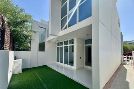 3 Bedroom Villa for Rent in DAMAC Hills 2 (Akoya by DAMAC), Dubai - Elegant corner Villa in Vardon | Prime Location 3 Bedroom Villa for Rent in DAMAC Hills 2 (Akoya by DAMAC), Dubai - Elegant corner Villa in Vardon | Prime Location