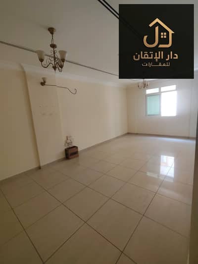 2 Bedroom Flat for Rent in Al Qulayaah, Sharjah - WhatsApp Image 2026-05-03 at 11.47. 29 PM. jpeg 2 Bedroom Flat for Rent in Al Qulayaah, Sharjah - WhatsApp Image 2026-05-03 at 11.47. 29 PM. jpeg