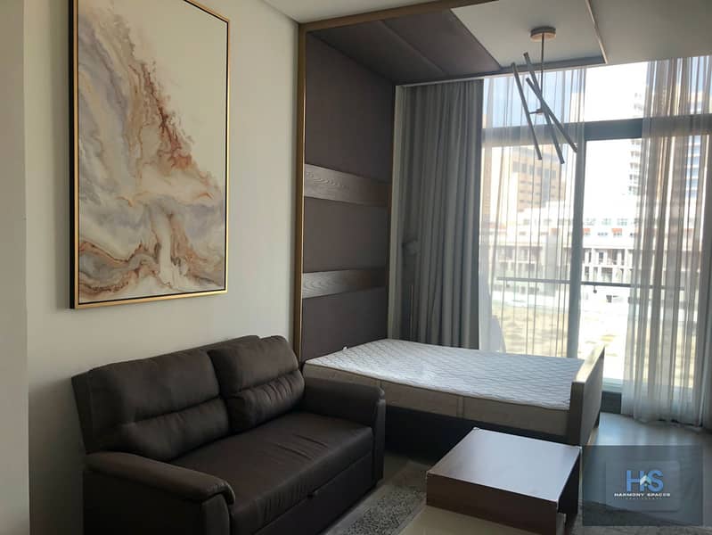 Fully furnished & Spacios Studio + Ready unit