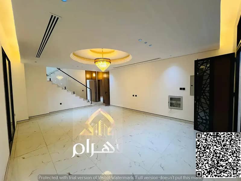 4 841823597-1066x800. webp