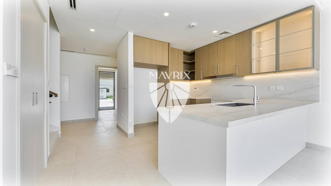 Single Row | Green Belt | Close to Pool | Ready - Image 6