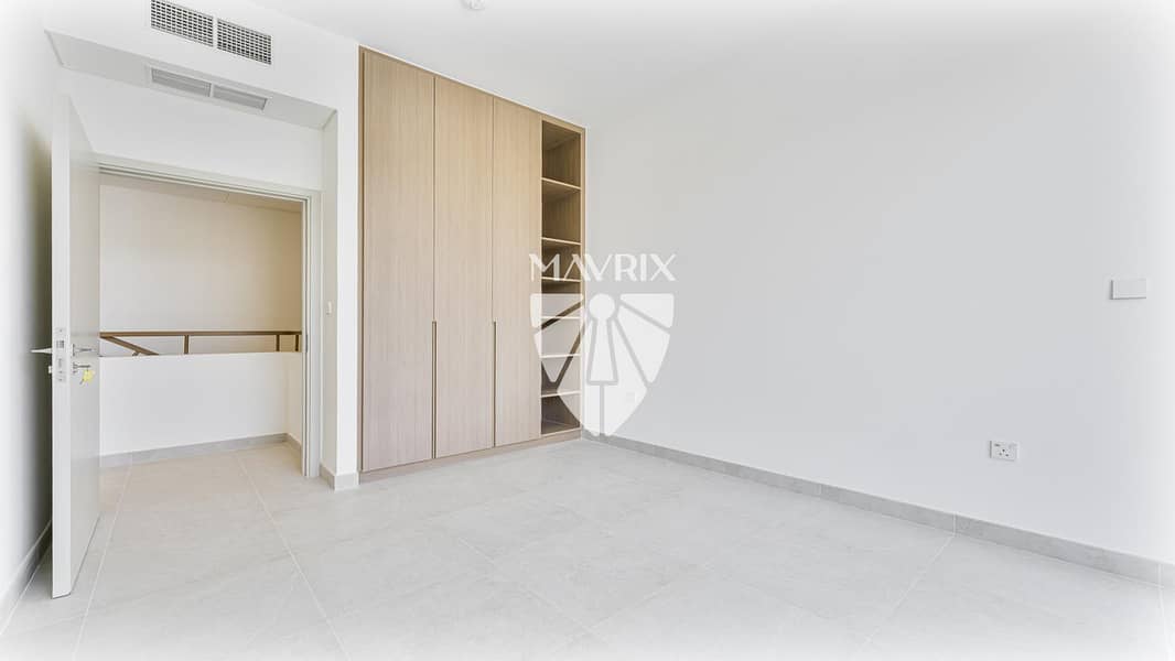 Single Row | Green Belt | Close to Pool | Ready - Image 11