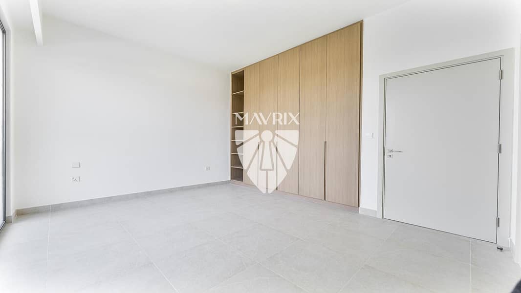 Single Row | Green Belt | Close to Pool | Ready - Image 12