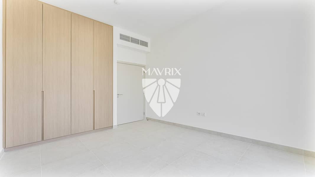 Single Row | Green Belt | Close to Pool | Ready - Image 17