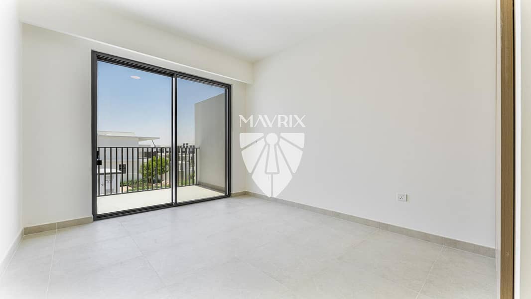 Single Row | Green Belt | Close to Pool | Ready - Image 18