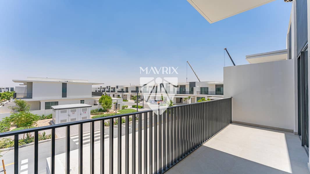 Single Row | Green Belt | Close to Pool | Ready - Image 22