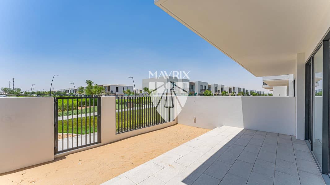 Single Row | Green Belt | Close to Pool | Ready - Image 30
