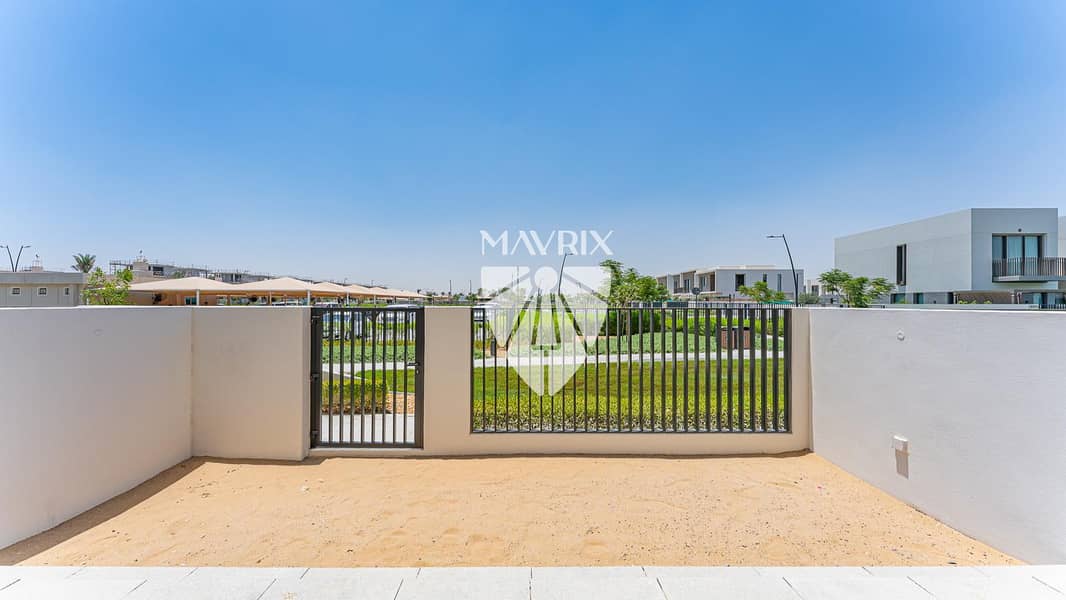 Single Row | Green Belt | Close to Pool | Ready - Image 32