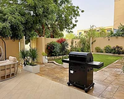 4 Bedroom Townhouse for Sale in Al Raha Gardens, Abu Dhabi - Single Row | Private Backyard | Upgraded Interior 4 Bedroom Townhouse for Sale in Al Raha Gardens, Abu Dhabi - Single Row | Private Backyard | Upgraded Interior