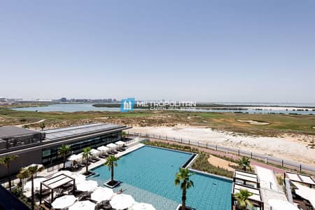 2 Bedroom Flat for Rent in Yas Island, Abu Dhabi - Full Golf and Pool Views |Ready to Move |2BR+Maids 2 Bedroom Flat for Rent in Yas Island, Abu Dhabi - Full Golf and Pool Views |Ready to Move |2BR+Maids