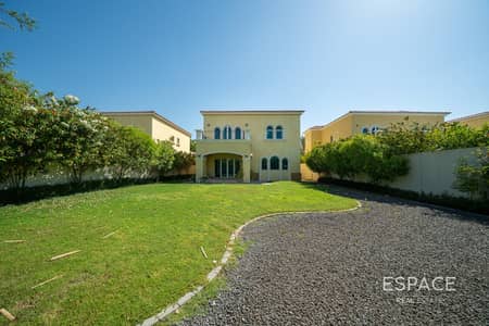 3 Camere Villa in Affitto a Jumeirah Park, Dubai - Villa a Jumeirah Park,Legacy,Legacy Large, 3 camere da letto, 330000 AED - 15533788 3 Camere Villa in Affitto a Jumeirah Park, Dubai - Villa a Jumeirah Park,Legacy,Legacy Large, 3 camere da letto, 330000 AED - 15533788
