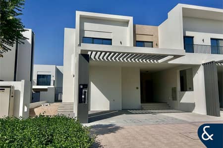4 Bedroom Townhouse for Sale in Dubai South, Dubai - Emaar's best | 4-bed | Tenanted