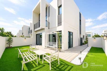 4 Schlafzimmer Villa zum zur Miete in Dubailand, Dubai - Villa in Dubailand，Villanova，La Rosa，La Rosa 1, 4 schlafzimmer, 250000 AED - 15534197