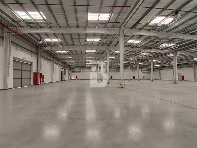 JAFZA Warehouse | 144,750 Sq Ft | 3.2 MW Power | 8 Bays JAFZA Warehouse | 144,750 Sq Ft | 3.2 MW Power | 8 Bays