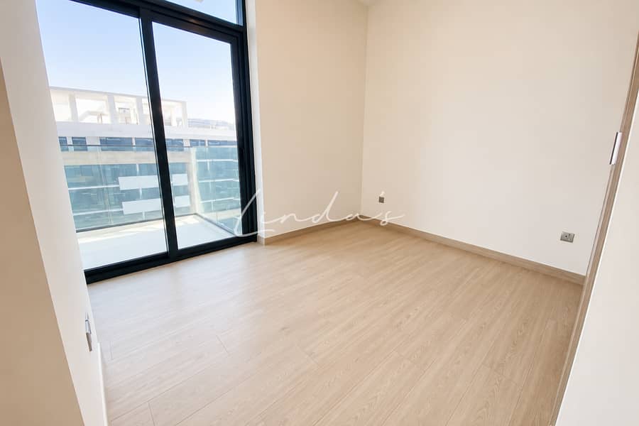 4 images image img