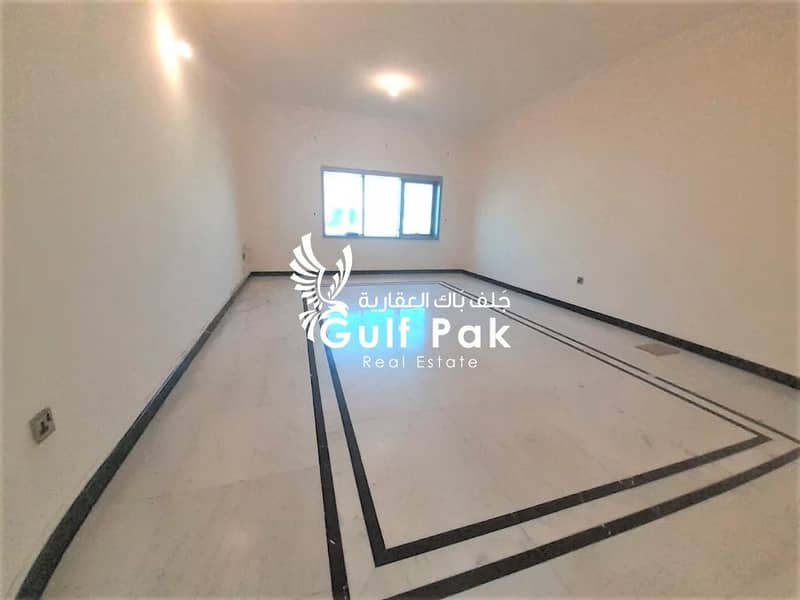 Enticing 3BHK with 3 Payments near Citibank