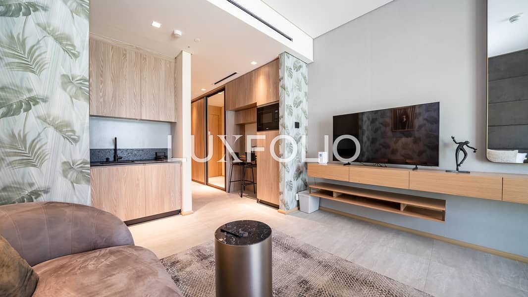 Spacious Studio | Luxury Amenities | The Autograph Spacious Studio | Luxury Amenities | The Autograph