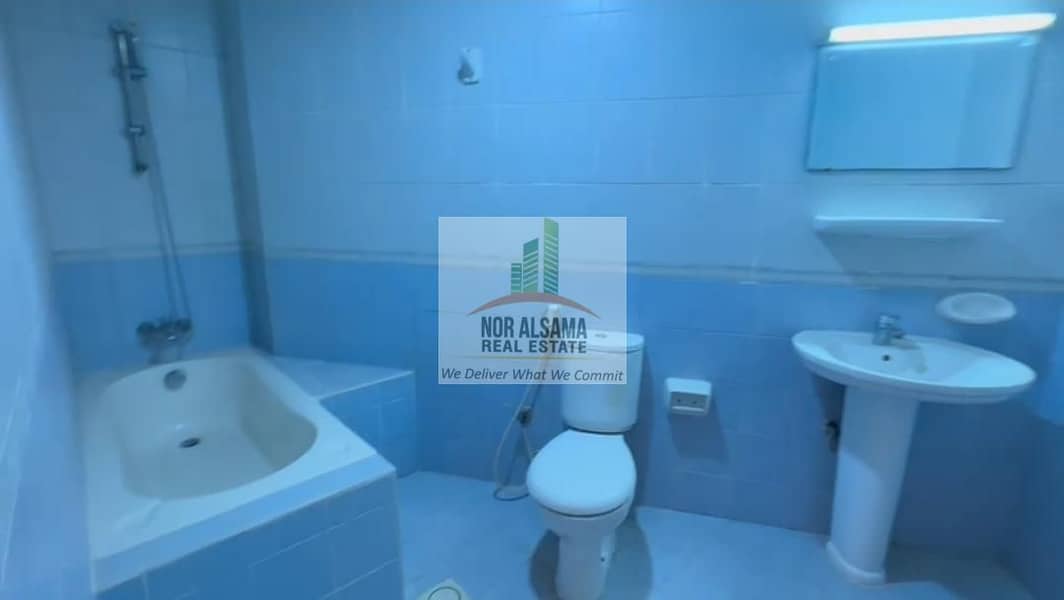 12 4df1842b-5e3b-49cc-acca-35cc70f06adb. jpg