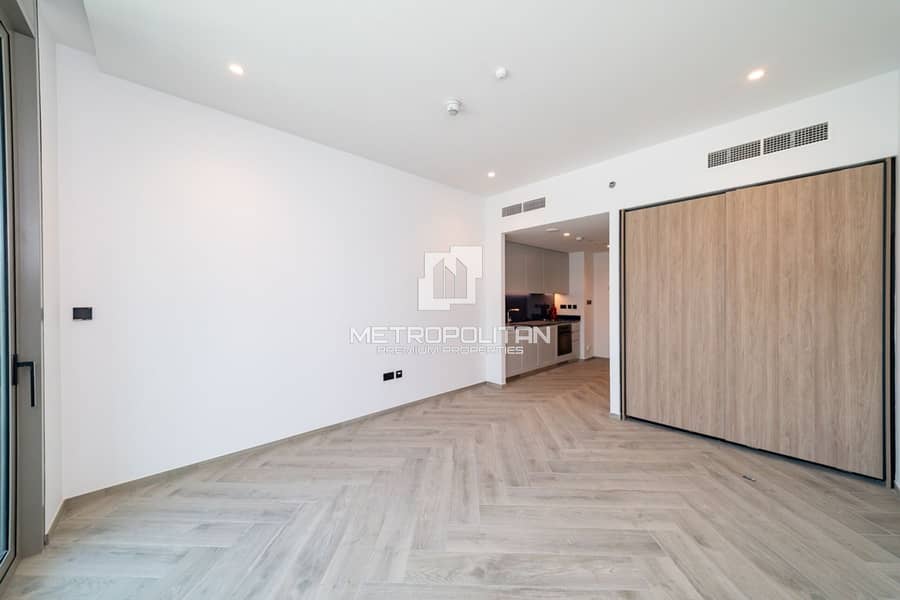 Brand New Studio | Full Canal View | Unfurnished Brand New Studio | Full Canal View | Unfurnished