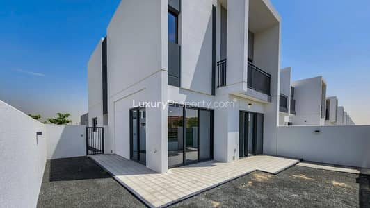 4 Schlafzimmer Villa zum zur Miete in Dubailand, Dubai - Villa in Dubailand，Villanova，La Rosa，La Rosa 5, 4 schlafzimmer, 210000 AED - 15536885