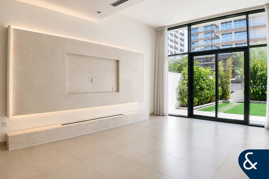 Villetta a schiera a Al Furjan,Murooj Al Furjan, 3 camere da letto, 230000 AED - 15536616 Villetta a schiera a Al Furjan,Murooj Al Furjan, 3 camere da letto, 230000 AED - 15536616