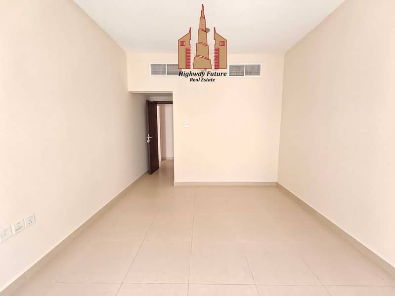 3 15876. jpg