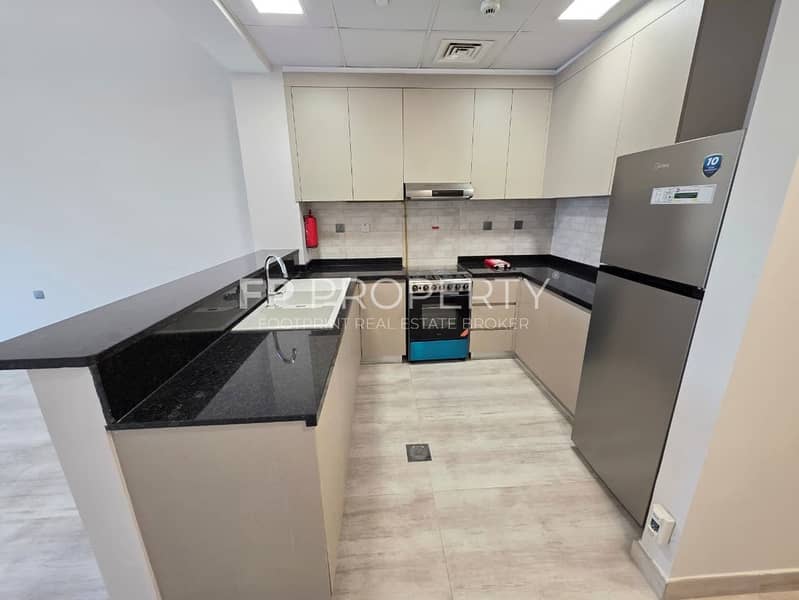7 503 1bhk Rose 2 - 6. jpg