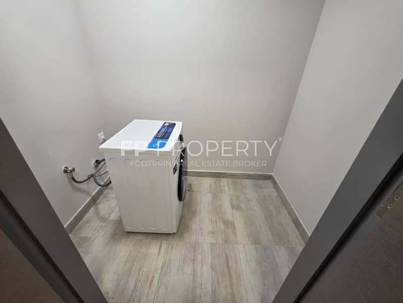 8 503 1bhk Rose 2 - 9. jpg