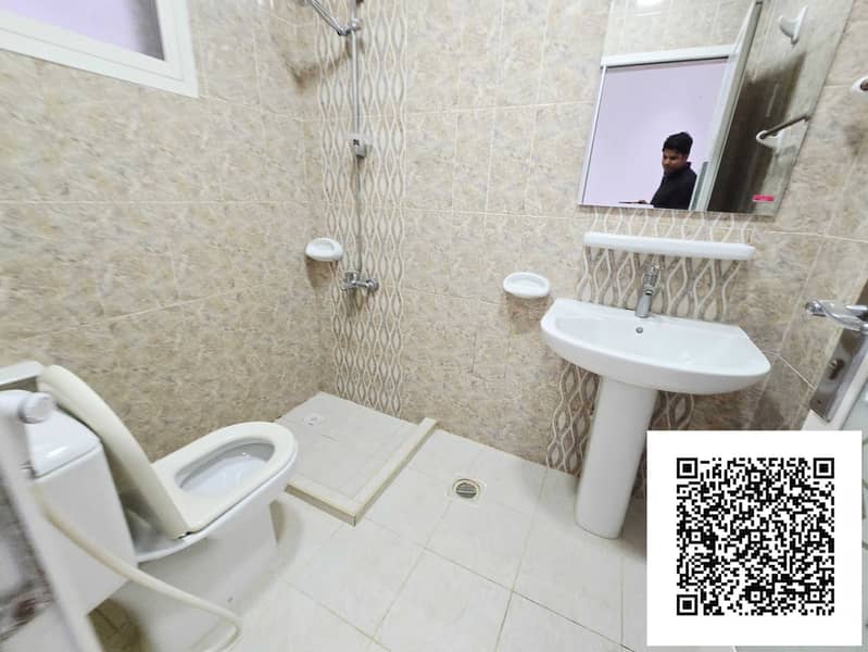 8 1001623955. jpg