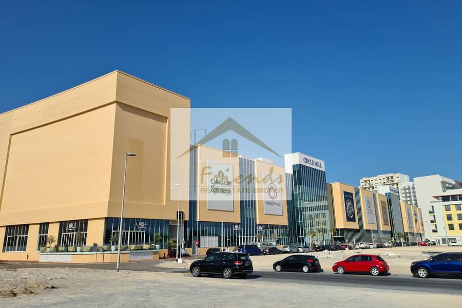 3 circle-mall_85xWM_xl. jpg