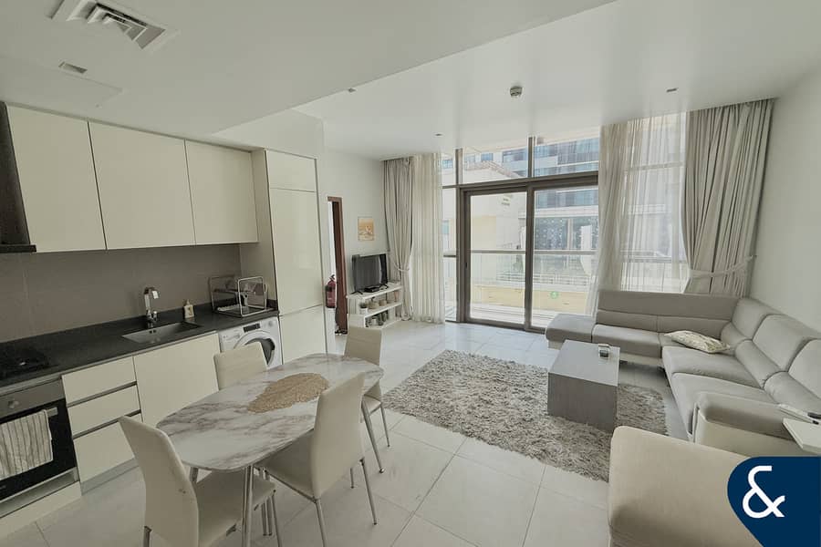 One Bedroom | Large Layout | Vacant Now One Bedroom | Large Layout | Vacant Now