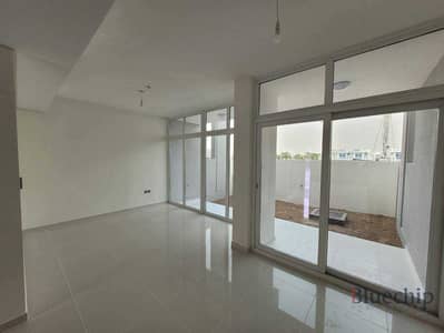 3 Schlafzimmer Townhouse zum zur Miete in DAMAC Hills 2 (Akoya by DAMAC), Dubai - R5ascM6vDnZRvrpA3B0xq42dKi0S0z96PFm4weTu. jpeg 3 Schlafzimmer Townhouse zum zur Miete in DAMAC Hills 2 (Akoya by DAMAC), Dubai - R5ascM6vDnZRvrpA3B0xq42dKi0S0z96PFm4weTu. jpeg