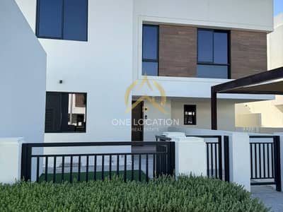 4 Bedroom Villa for Sale in Yas Island, Abu Dhabi - WhatsApp Image 2026-06-11 at 17.06. 38 (1). jpeg 4 Bedroom Villa for Sale in Yas Island, Abu Dhabi - WhatsApp Image 2026-06-11 at 17.06. 38 (1). jpeg