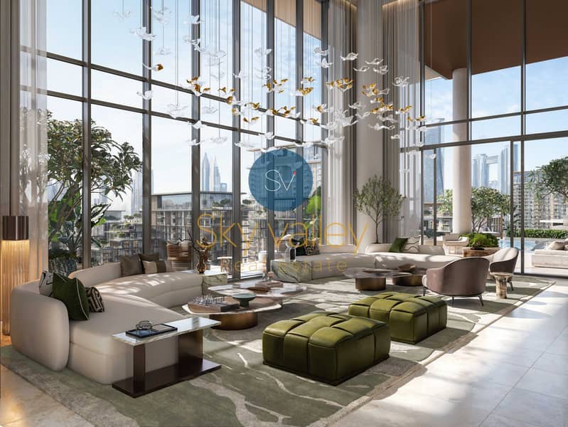 7 CITYWALK CRESTLANE 1 INT 5BR LV 01. jpg