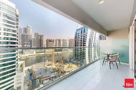 1 Bedroom Apartment for Rent in Business Bay, Dubai - Stunning Fully Furnished Apartment, Canal Views