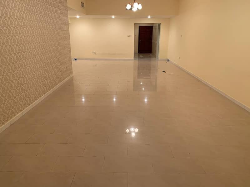 5-STAR LUXURY BUILDING BEST DEAL CHILLER FREE HUGE NEAR METRO LUXURIOUS EVER 3BHK 95K 4 CHQ WITH CLOSE HALL 4 BATHS BUILT IN WARDROBES GYM POOL SAUNA FREE PARKING