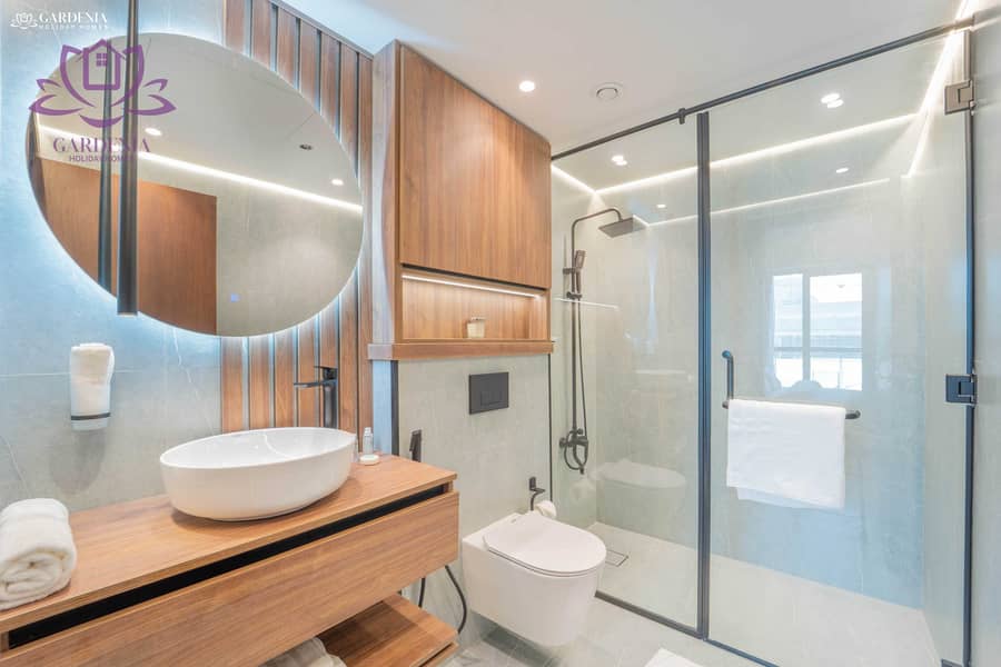 22 Bath 1 1. jpg