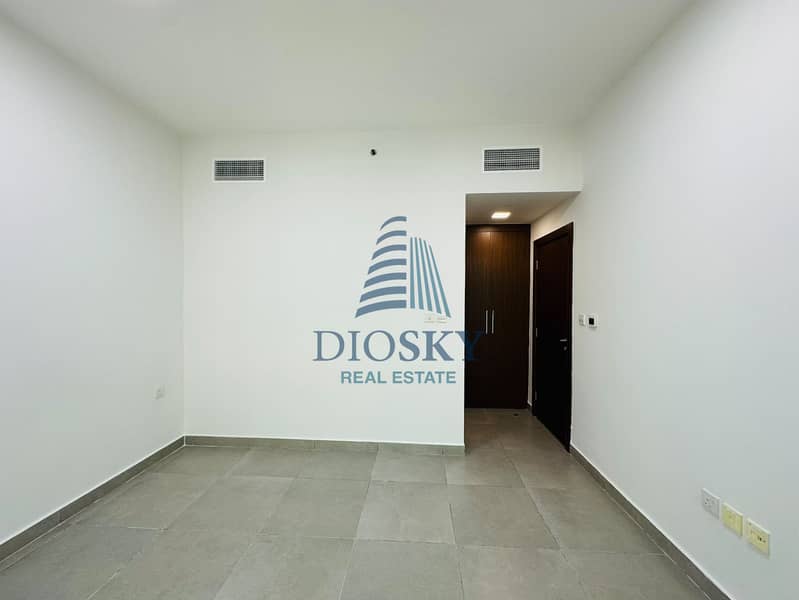 7 Image 7