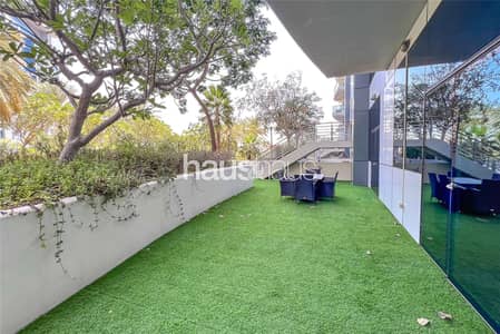 1 Bedroom Apartment for Sale in Palm Jumeirah, Dubai - Standard Layout | Motivated | Vacant